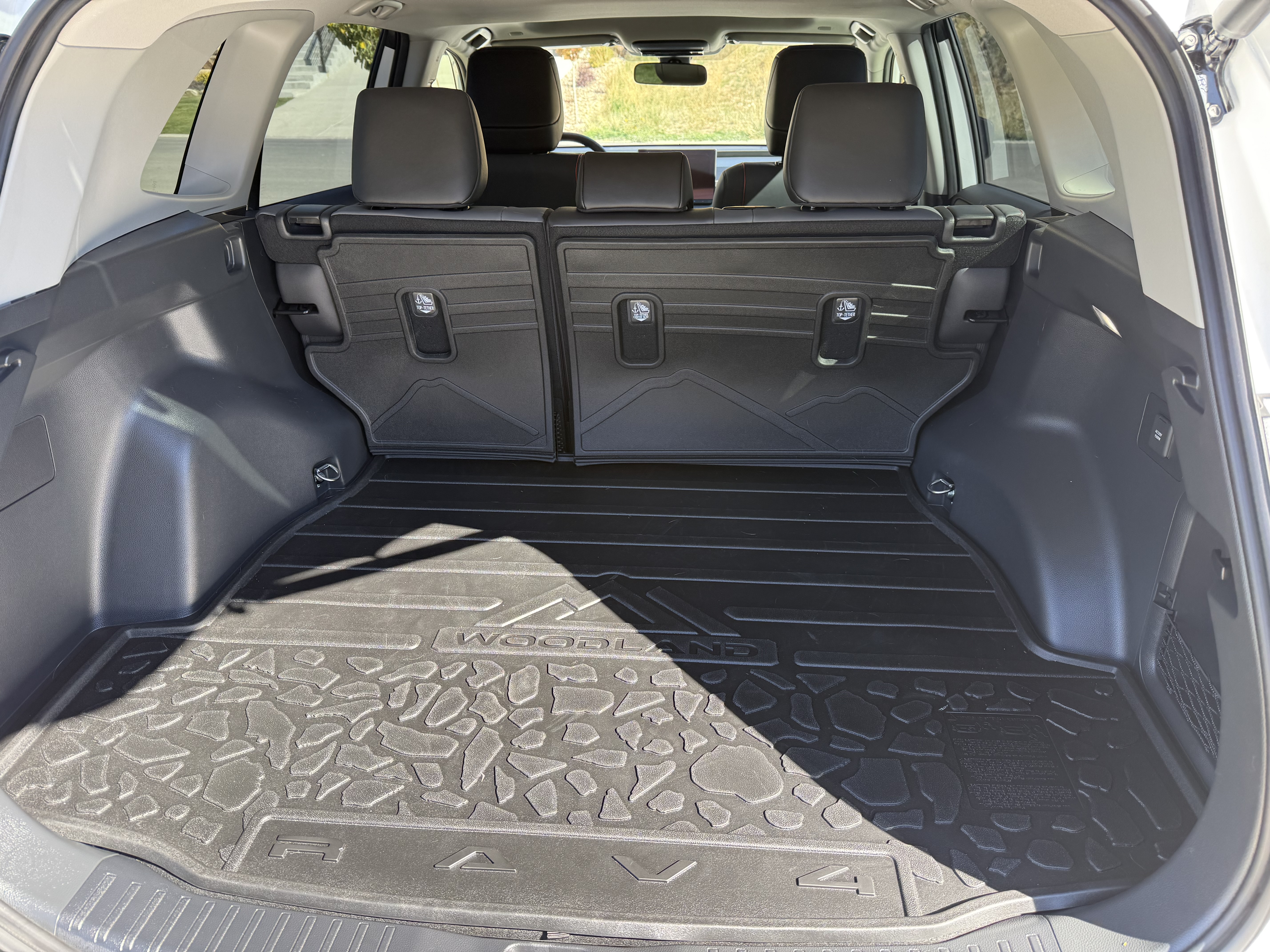 Used 2026 Toyota RAV4 FWD image 5