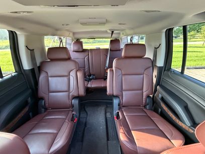 Used 2019 Chevrolet Suburban Premier w/ Premier Plus Edition