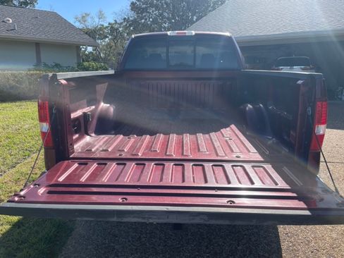 Used 2005 Ford F150 XLT image 10