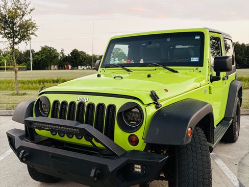 Used 2012 Jeep Wrangler Sport AWD/4WD image 2