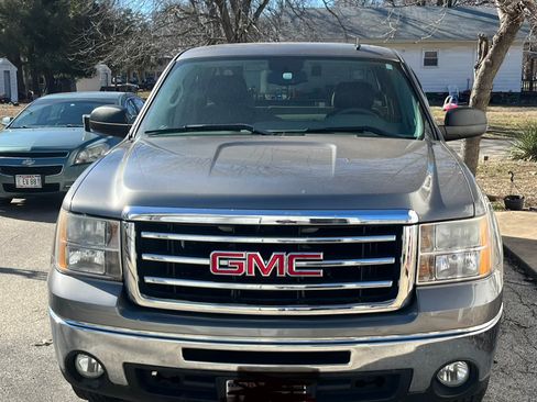 Used 2013 GMC Sierra 1500 SLE w/ Power Tech Package AWD/4WD image 1