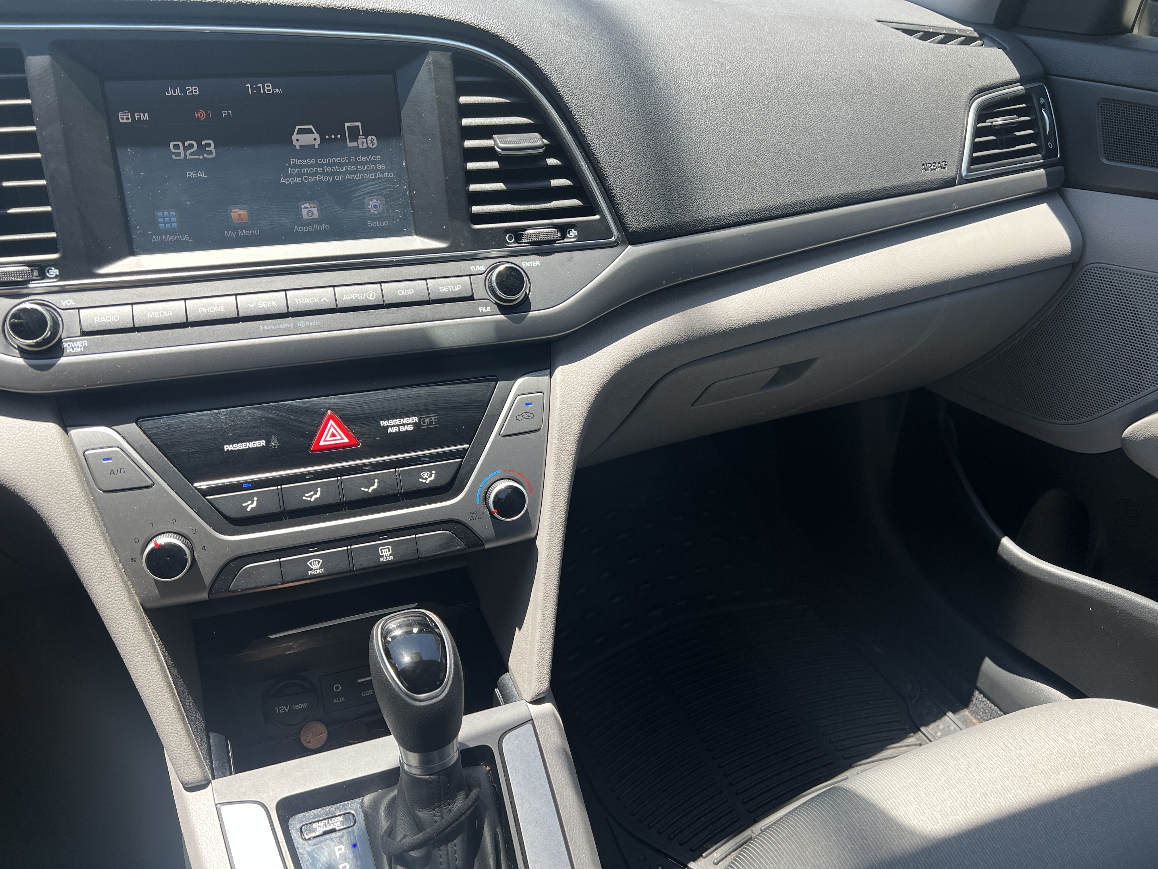 Used 2017 Hyundai Elantra SE FWD image 8