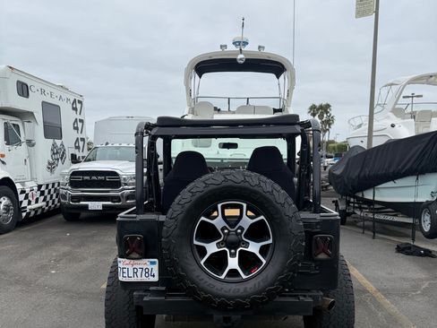 Used 1998 Jeep Wrangler SE image 8