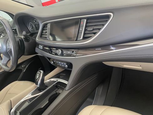Used 2020 Buick Enclave Essence w/ Sound and Sites Package FWD image 14