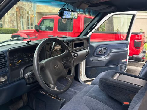 Used 1997 Chevrolet Silverado 3500 4x4 Crew Cab w/ Preferred Equipment Group 2 image 25