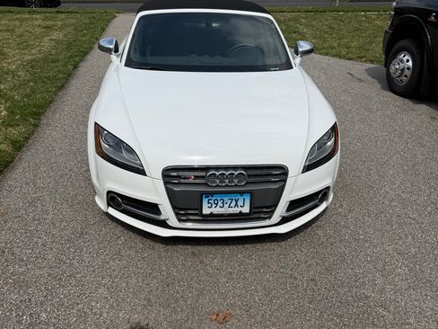 Used 2013 Audi TTS 2.0T Prestige w/ Prestige Pkg image 2