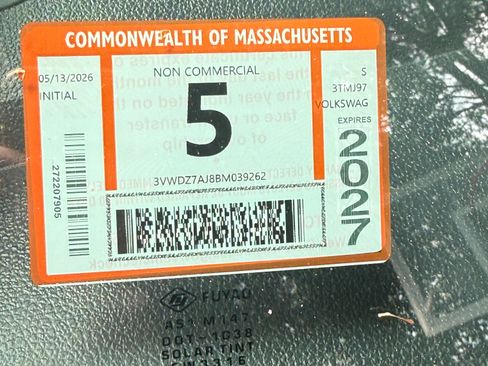 Used 2011 Volkswagen Jetta SE FWD image 15