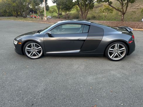 Used 2014 Audi R8 V8 image 9