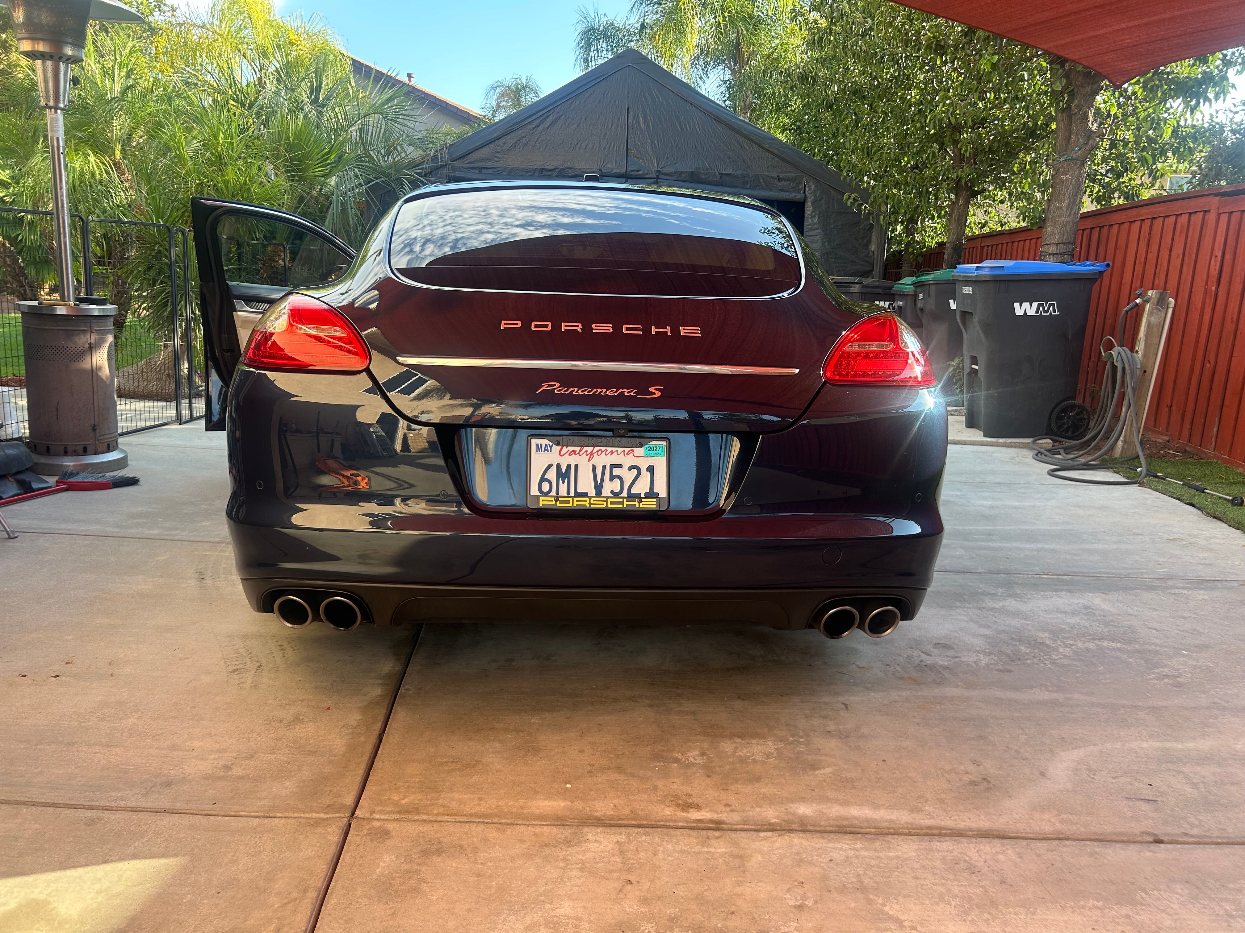 Used 2010 Porsche Panamera S RWD image 4