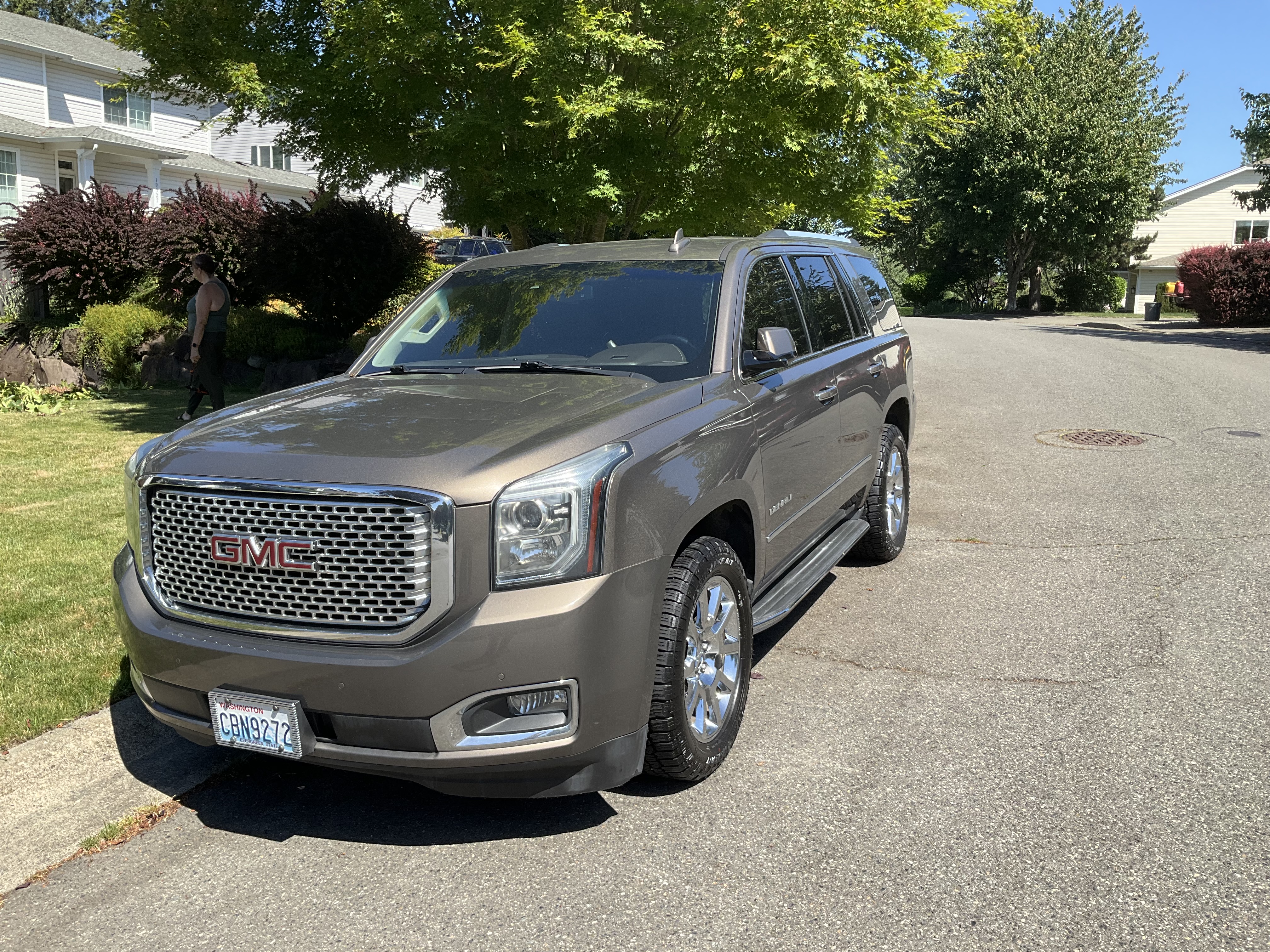 Used 2015 GMC Yukon Denali AWD/4WD image 2
