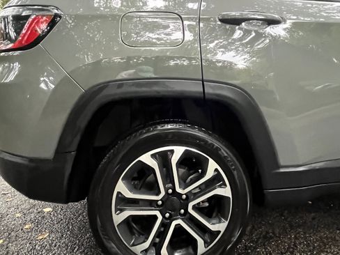 Used 2022 Jeep Compass Limited AWD/4WD image 15