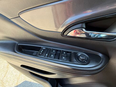 Used 2018 Buick Encore Preferred FWD image 5