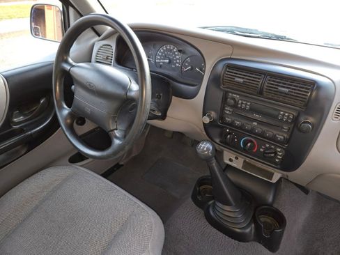 Used 2000 Ford Ranger 2WD Regular Cab image 19