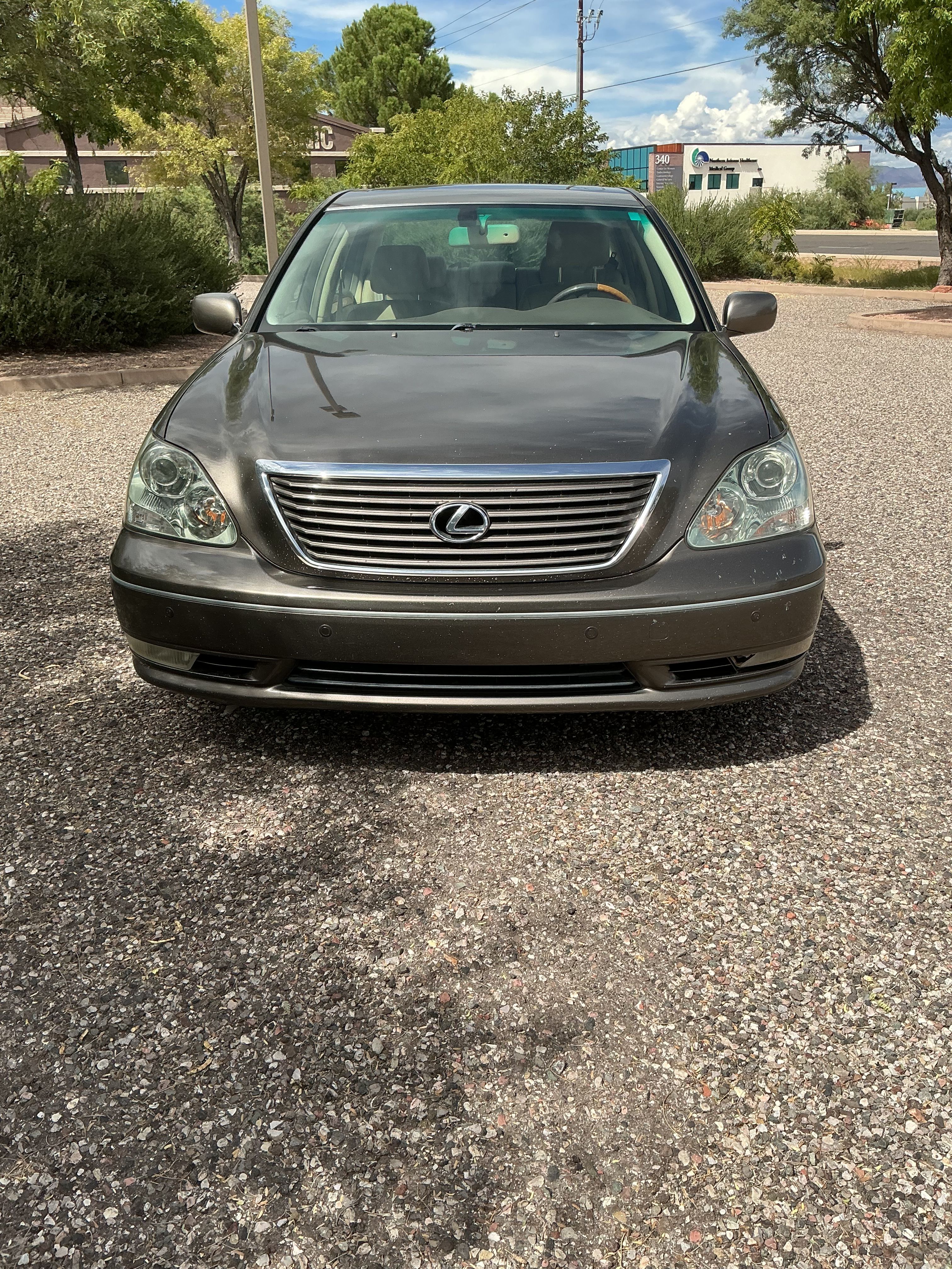 Used 2005 Lexus LS 430 RWD image 8