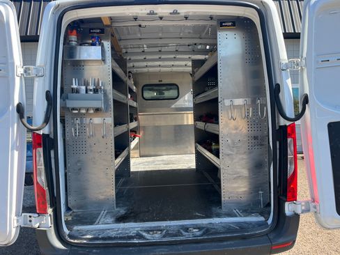 Used 2021 Mercedes-Benz Sprinter 1500 image 2