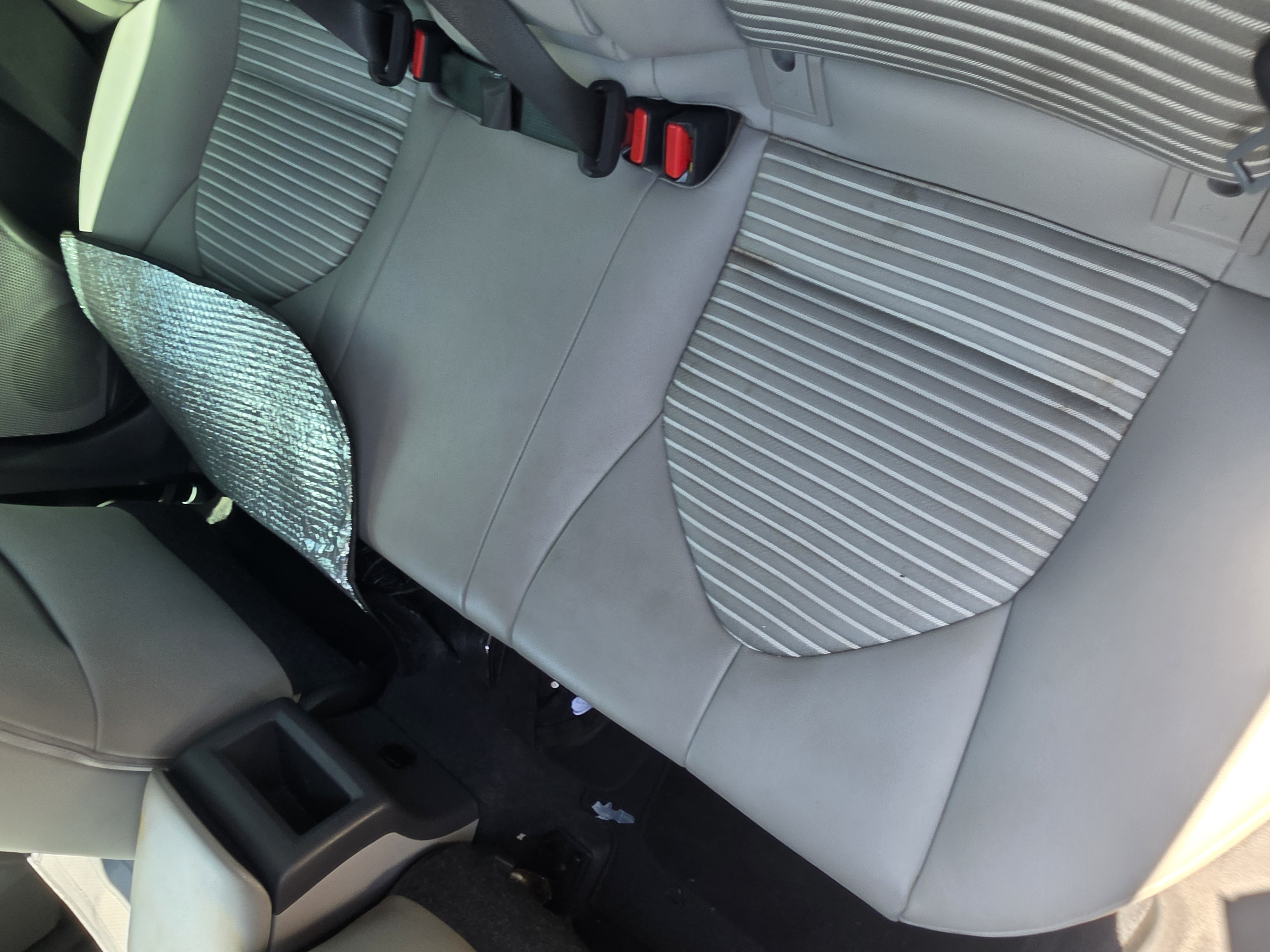 Used 2019 Toyota Camry SE FWD image 16
