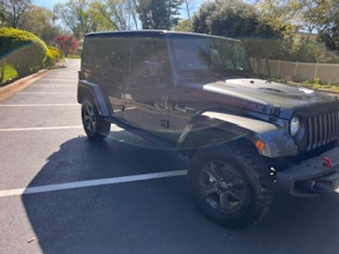 Used 2017 Jeep Wrangler Unlimited Rubicon image 5