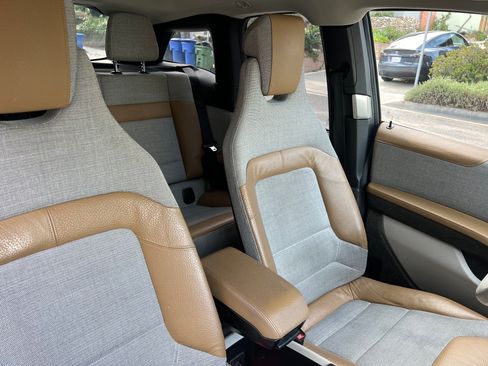 Used 2014 BMW i3 Range Extender Hatchback 4D image 9