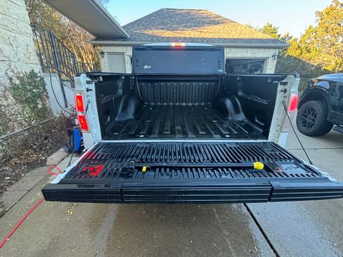 Used 2011 Ford F150 Platinum image 8