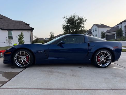 Used 2007 Chevrolet Corvette Z06 RWD image 4