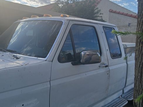 Used 1993 Ford F250 4x4 SuperCab image 8