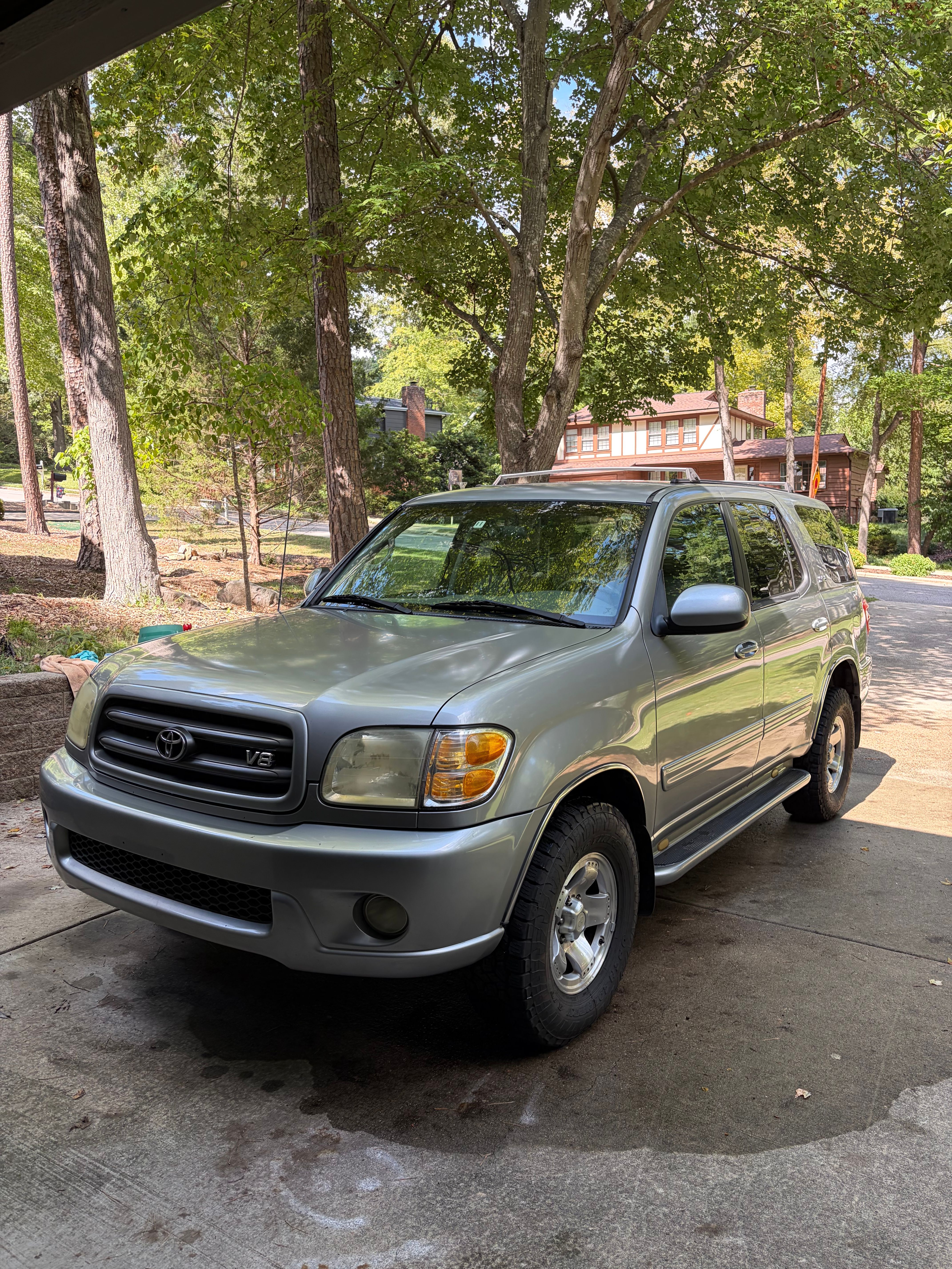 Used 2002 Toyota Sequoia SR5 RWD image 10