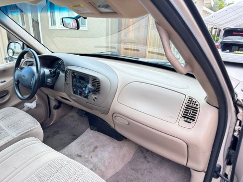 Used 1997 Ford F150 2WD Regular Cab image 15