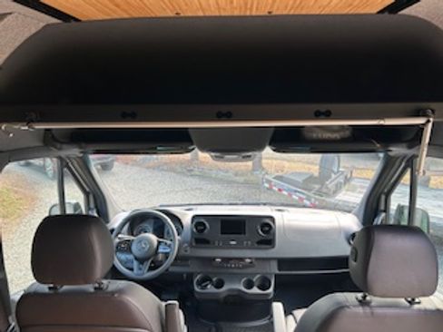 Used 2021 Mercedes-Benz Sprinter 2500 image 12