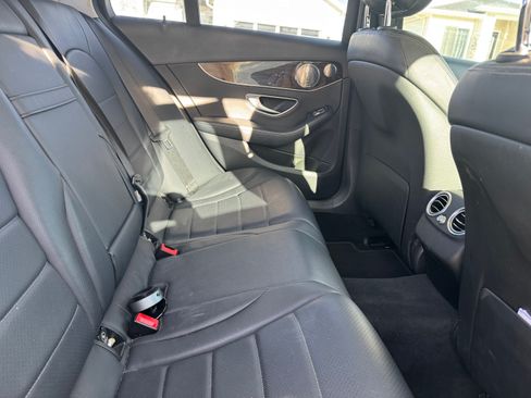 Used 2018 Mercedes-Benz C 300 4MATIC Sedan image 6