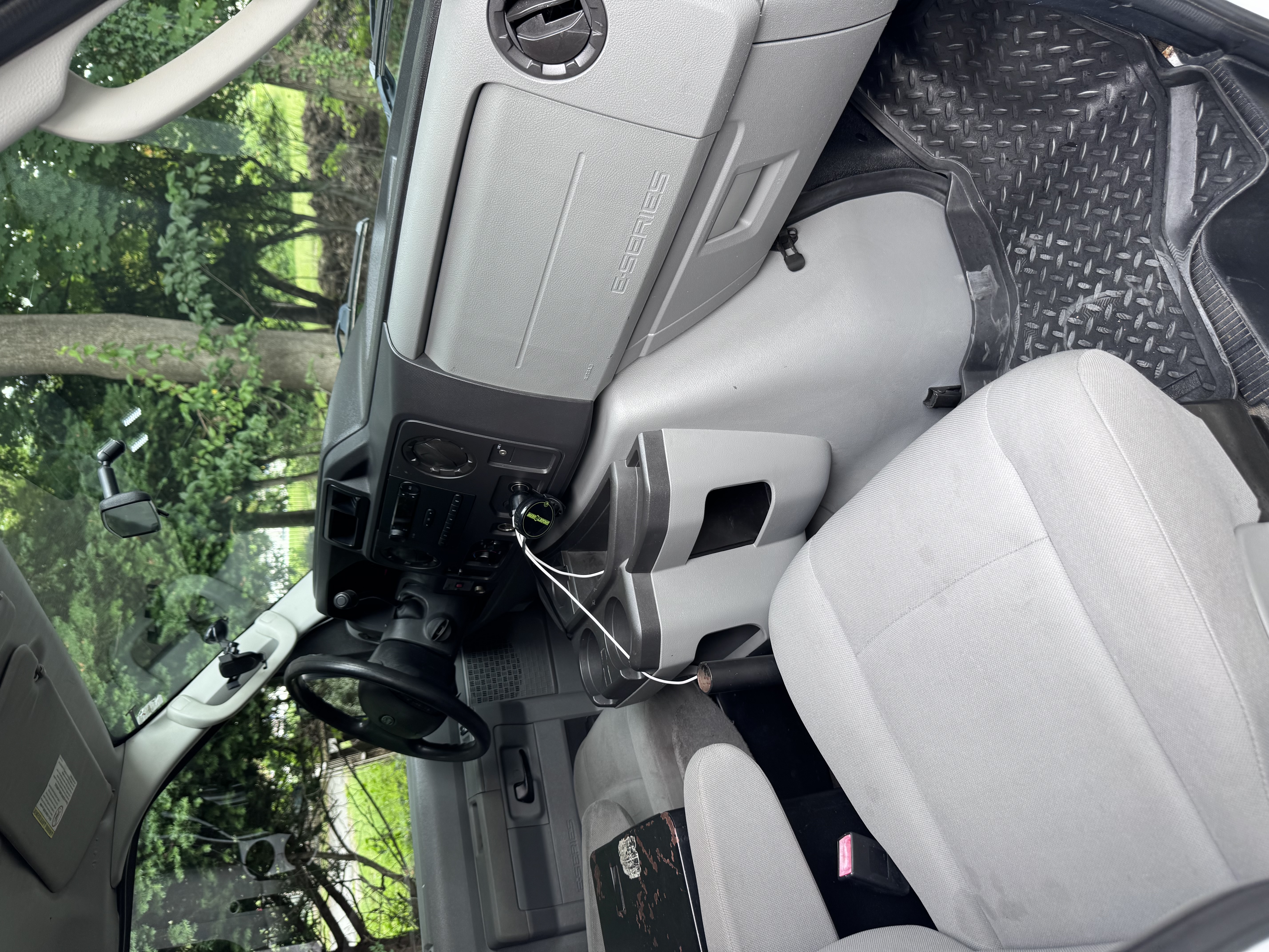 Used 2012 Ford E-150 and Econoline 150 w/ PWR Group RWD image 9
