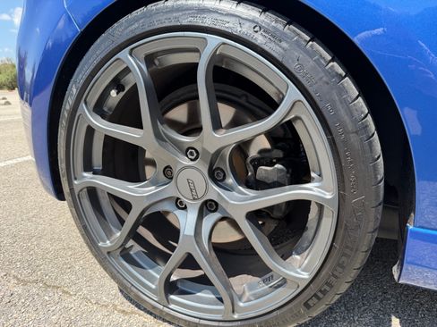 Used 2012 Volkswagen Golf R 2-Door AWD/4WD image 23