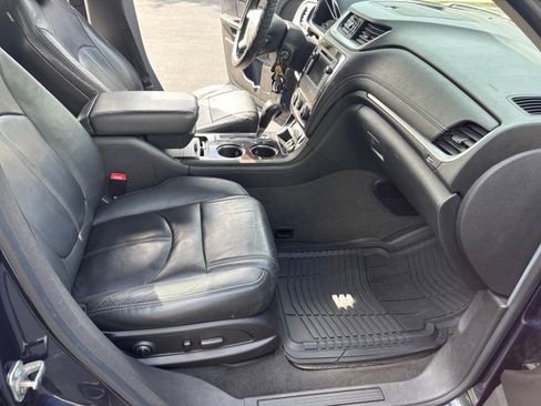 Used 2016 Chevrolet Traverse LT AWD/4WD image 8