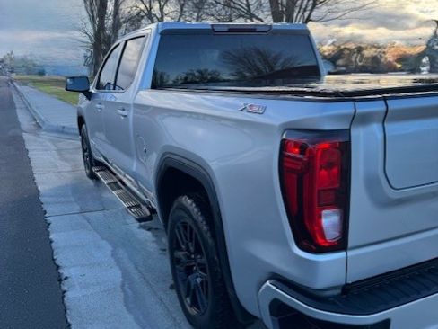 Used 2021 GMC Sierra 1500 Elevation w/ LPO, Elevation Black Package image 6