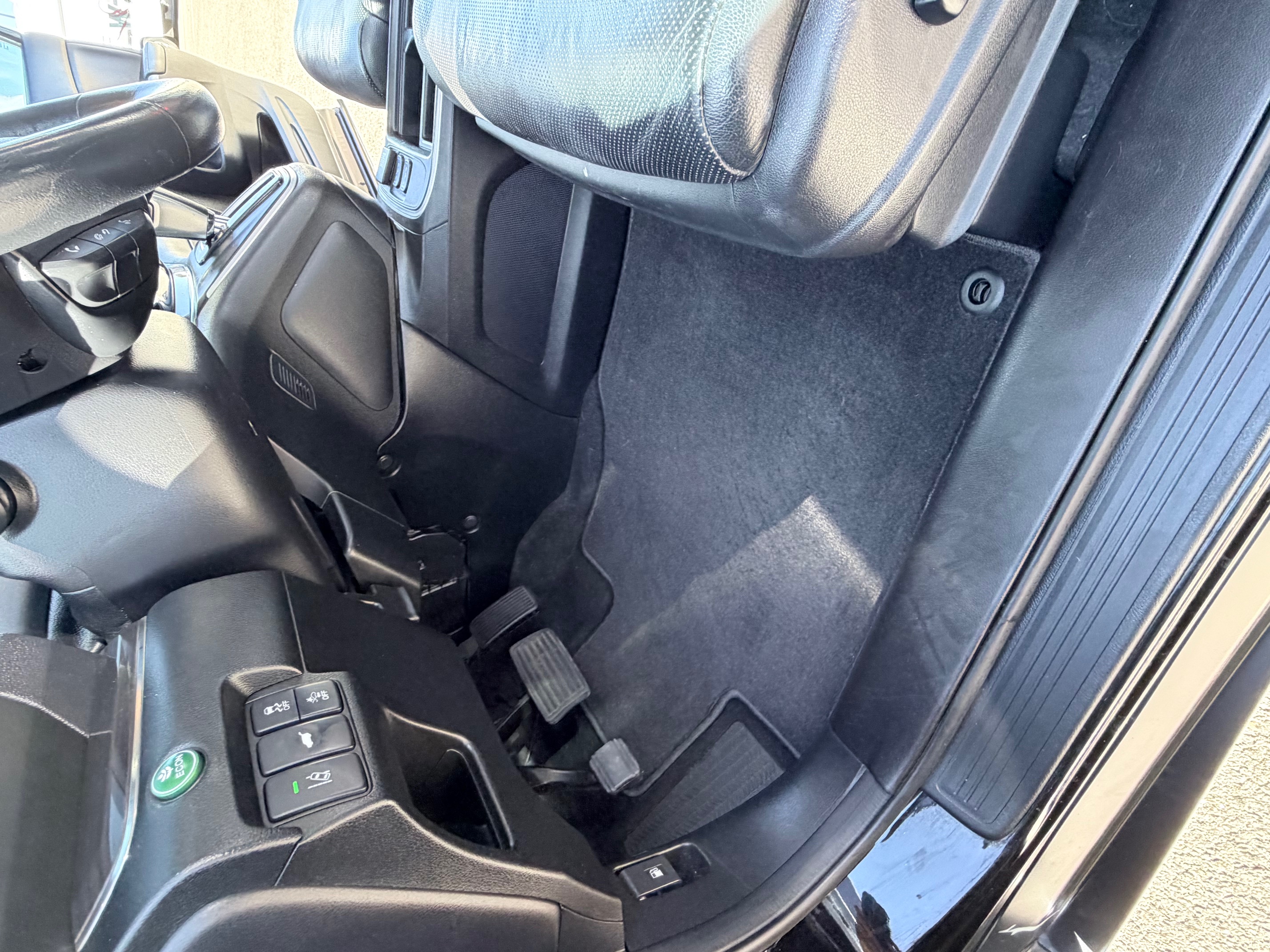 Used 2015 Honda CR-V Touring image 12