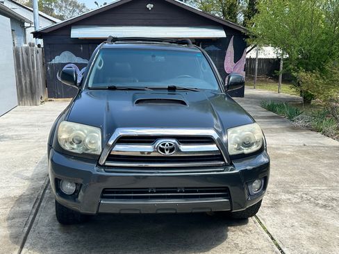 Used 2008 Toyota 4Runner Sport image 2