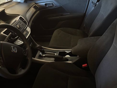 Used 2013 Honda Accord LX image 12