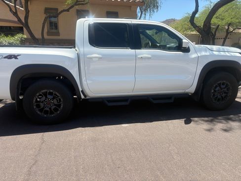 Used 2024 Nissan Frontier PRO-4X w/ Pro Premium Package AWD/4WD image 5