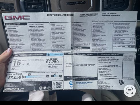 Used 2021 GMC Yukon XL Denali w/ Denali Ultimate Package image 12