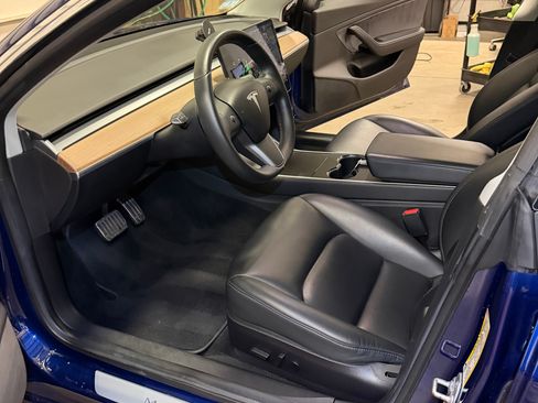 Used 2018 Tesla Model 3 Long Range image 18