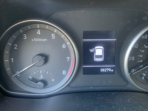 Used 2018 Hyundai Elantra GT image 14