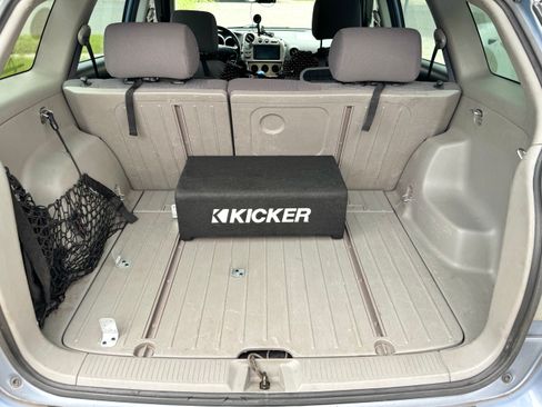 Used 2004 Toyota Matrix XRS image 21