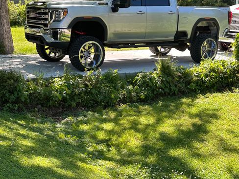 Used 2020 GMC Sierra 2500 SLE image 13