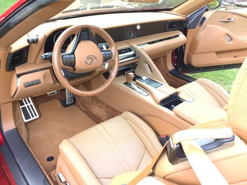 Used 2022 Lexus LC 500 Convertible w/ Touring Package RWD image 10