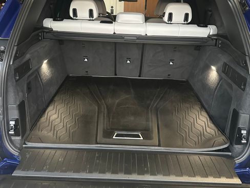 Used 2024 BMW X5 M60i image 11