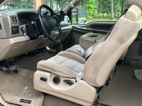 Used 2002 Ford F250 4x4 SuperCab Super Duty image 5