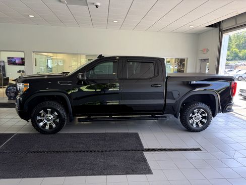 Used 2020 GMC Sierra 1500 AT4 w/ AT4 Premium Package AWD/4WD image 1