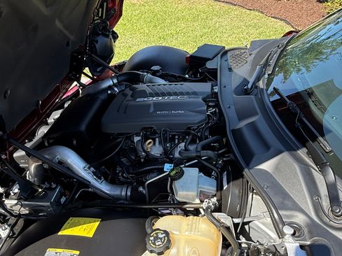 Used 2009 Pontiac Solstice GXP w/ Premium Package image 12