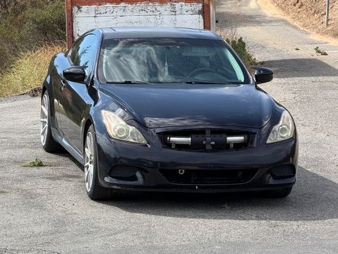 Used 2010 INFINITI G37 Journey w/ Aerodynamic Pkg RWD image 1