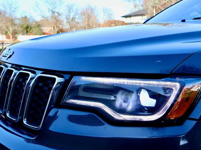 Used 2018 Jeep Grand Cherokee Limited w/ Luxury Group II