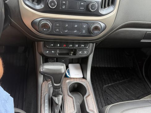 Used 2021 GMC Canyon Denali AWD/4WD image 9